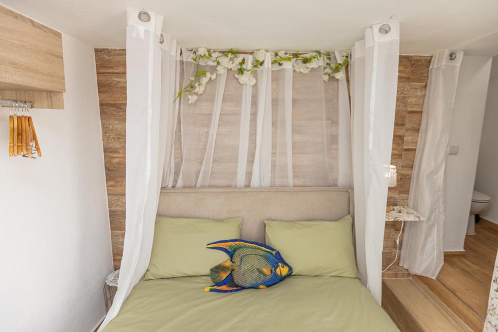 O Quintal Guesthouse Carvoeiro  Dış mekan fotoğraf